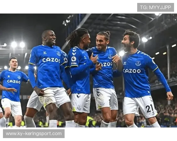 埃弗顿在古迪逊公园靠稳固防守立足